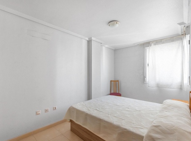 Resale - Apartment - Torrevieja - Beachside Torrevieja
