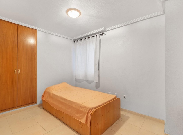 Resale - Apartment - Torrevieja - Beachside Torrevieja
