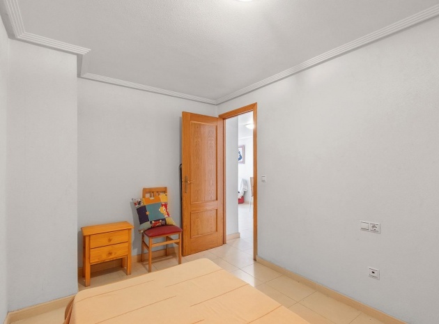 Resale - Apartment - Torrevieja - Beachside Torrevieja