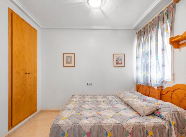 Resale - Apartment - Torrevieja - Beachside Torrevieja