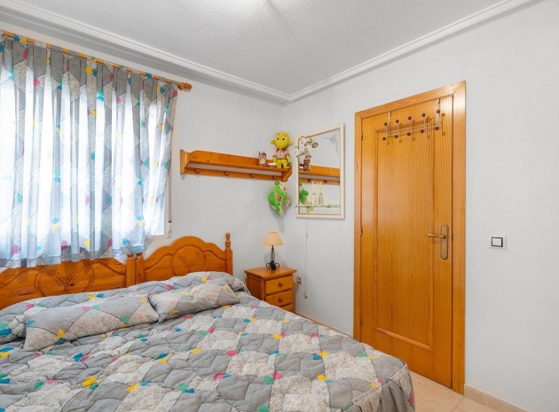 Resale - Apartment - Torrevieja - Beachside Torrevieja