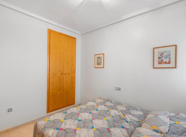 Resale - Apartment - Torrevieja - Beachside Torrevieja