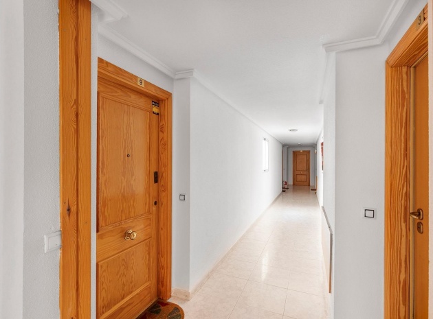 Resale - Apartment - Torrevieja - Beachside Torrevieja