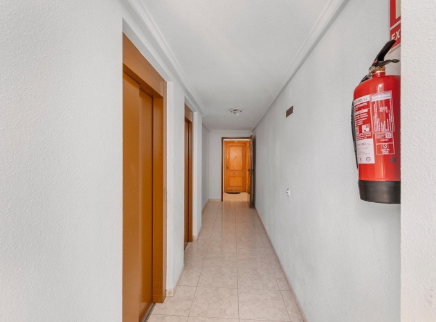 Resale - Apartment - Torrevieja - Beachside Torrevieja