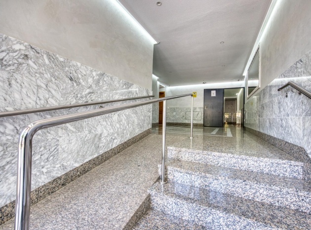Resale - Apartment - Torrevieja - Beachside Torrevieja