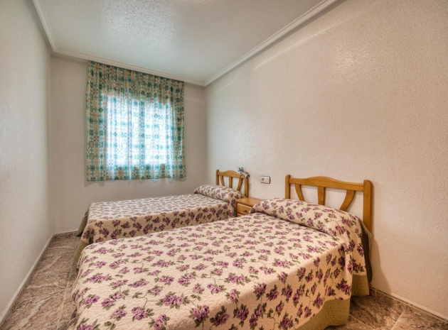 Resale - Apartment - Torrevieja - Beachside Torrevieja
