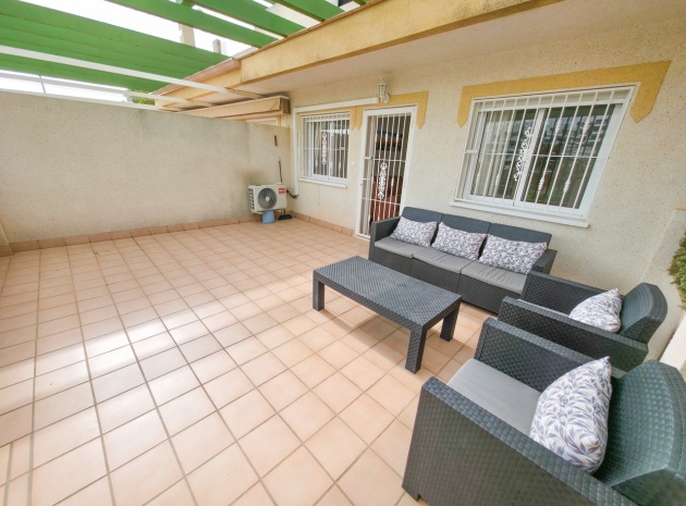 Resale - Apartment - Villamartin - vista golf