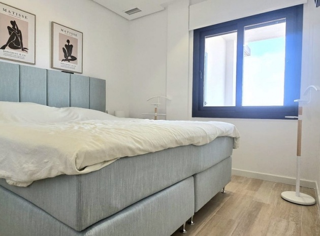 Återförsäljning - Lägenhet - Orihuela - Orihuela Costa
