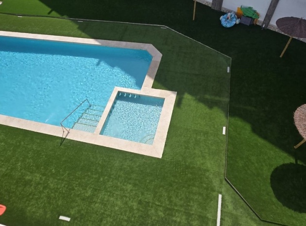 Återförsäljning - Lägenhet - Orihuela - Orihuela Costa