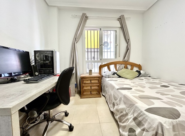 Wiederverkauf - Wohnung - Villamartin - La Fuente