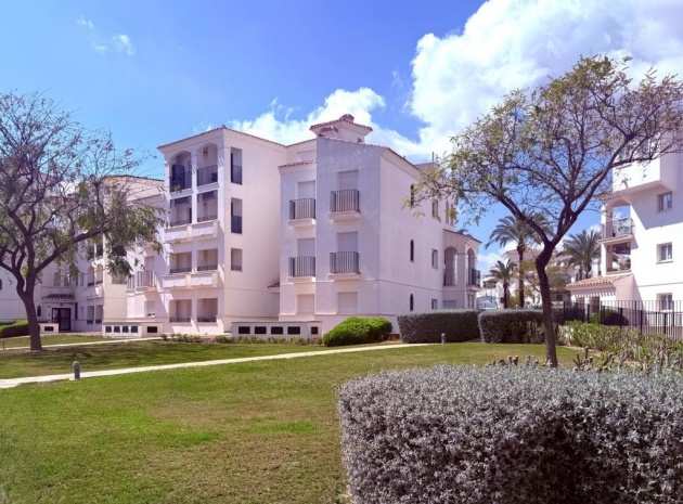 Resale - Apartment - Sucina
