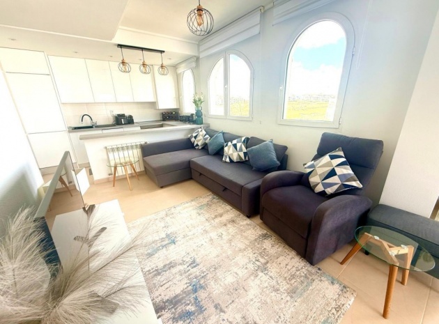 Resale - Apartment - Sucina