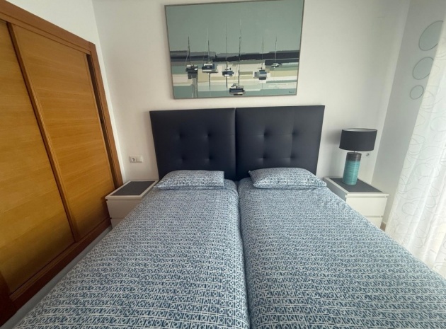Resale - Apartment - Sucina