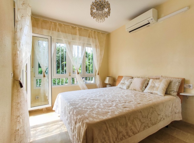 Wiederverkauf - Villa - Orihuela - Orihuela Costa