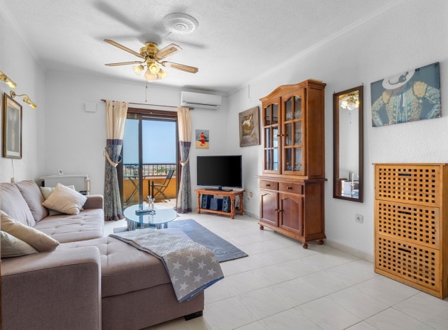 Resale - Apartment - Torrevieja - Torrevieja Centro