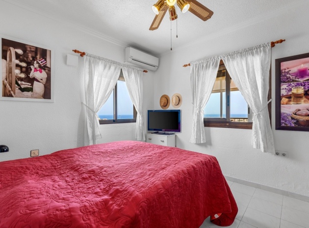 Resale - Apartment - Torrevieja - Torrevieja Centro