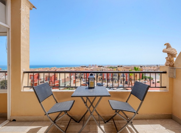 Resale - Apartment - Torrevieja - Torrevieja Centro