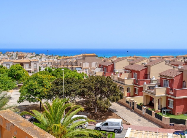 Resale - Apartment - Torrevieja - Torrevieja Centro