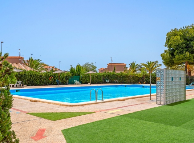 Resale - Apartment - Torrevieja - Torrevieja Centro