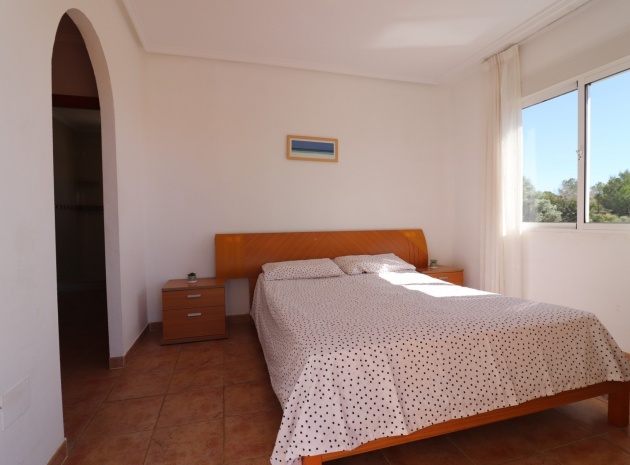 Återförsäljning - Villa - San Miguel de Salinas - Lake View Mansions
