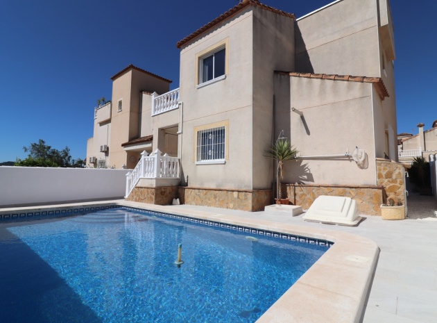 Återförsäljning - Villa - San Miguel de Salinas - Lake View Mansions