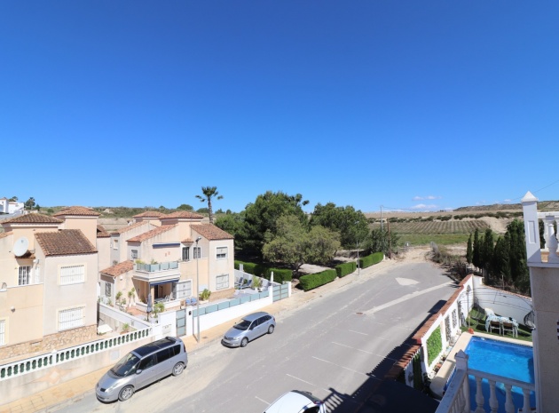 Återförsäljning - Villa - San Miguel de Salinas - Lake View Mansions