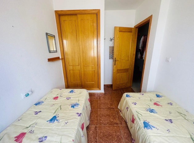 Resale - Villa - Los Montesinos - entre naranjos