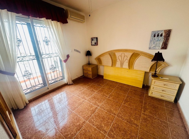 Resale - Villa - Los Montesinos - entre naranjos
