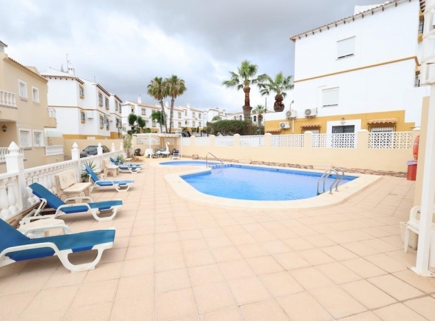 Återförsäljning - Villa - Villamartin - blue lagoon