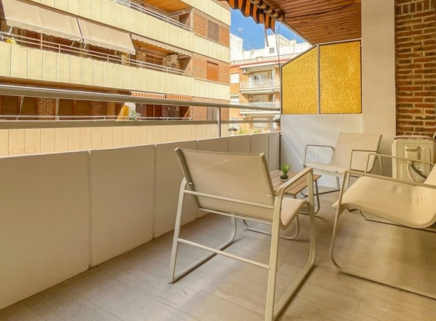 Wederverkoop - Appartement - Torrevieja - Torrevieja Centro