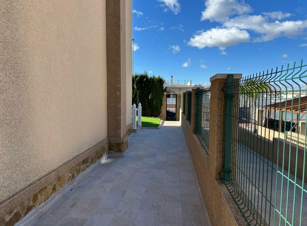 Wiederverkauf - Stadthaus - Orihuela - Villamartin
