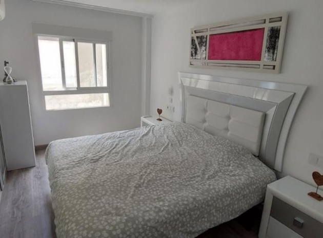 Wiederverkauf - Wohnung - Torrevieja - Torrevieja Centro