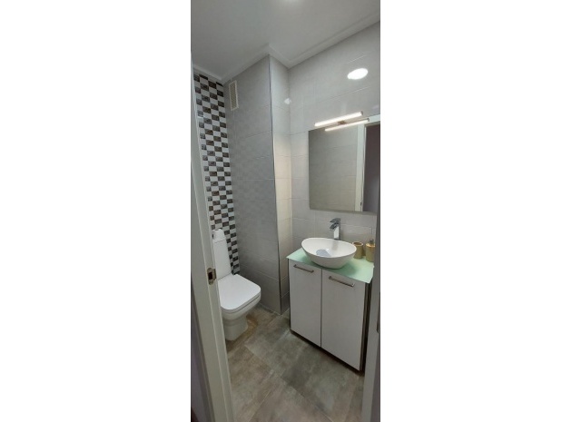 Wiederverkauf - Wohnung - Torrevieja - Torrevieja Centro
