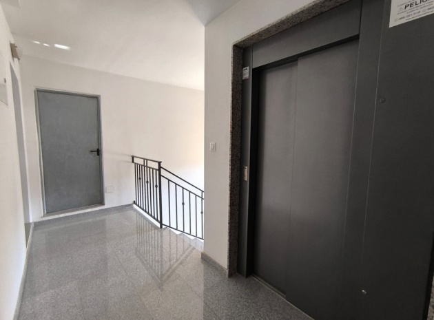 Revente - Appartement - Pinoso - Pinoso Centro