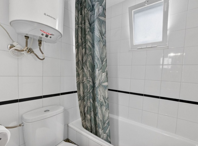 Wiederverkauf - Wohnung - Torrevieja - La Mata