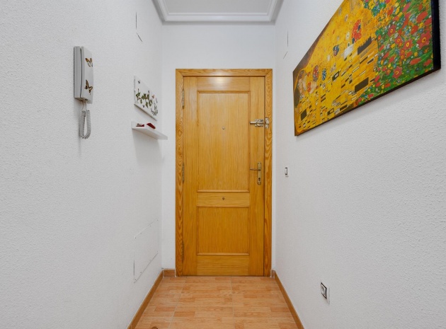 Wiederverkauf - Wohnung - Torrevieja - Playa del Acequión