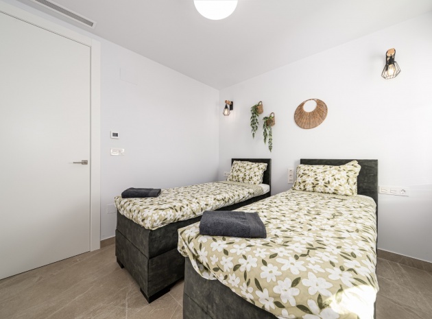 Wiederverkauf - Wohnung - Benijofar