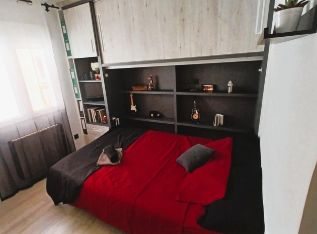 Resale - Apartment - Pilar de la Horadada - Pilar de la Horadada Centro