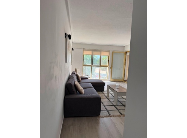 Wiederverkauf - Wohnung - Torrevieja - Torrevieja Centro