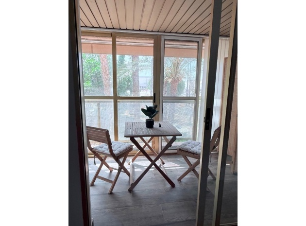 Wiederverkauf - Wohnung - Torrevieja - Torrevieja Centro