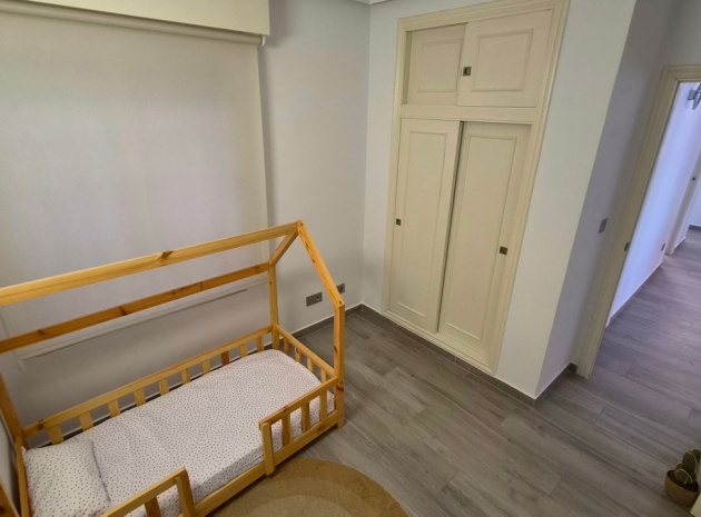 Wiederverkauf - Wohnung - Torrevieja - Torrevieja Centro