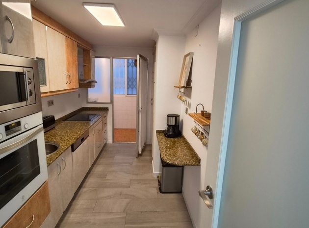 Wiederverkauf - Wohnung - Torrevieja - Torrevieja Centro