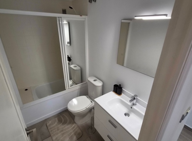 Wiederverkauf - Wohnung - Torrevieja - Torrevieja Centro