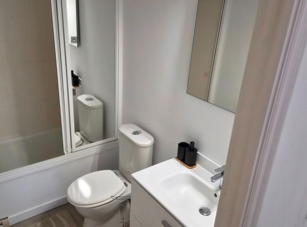 Wiederverkauf - Wohnung - Torrevieja - Torrevieja Centro