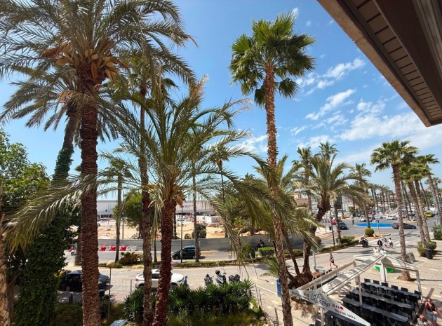 Wiederverkauf - Wohnung - Torrevieja - Torrevieja Centro