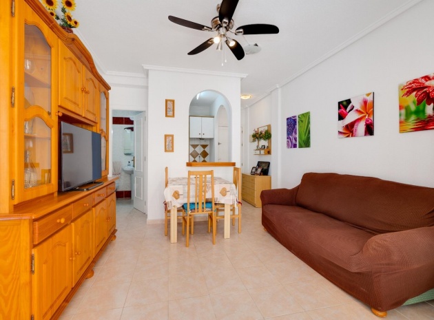 Resale - Apartment - Torrevieja - Torrevieja Centro