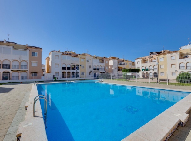 Resale - Apartment - Torrevieja - Torrevieja Centro