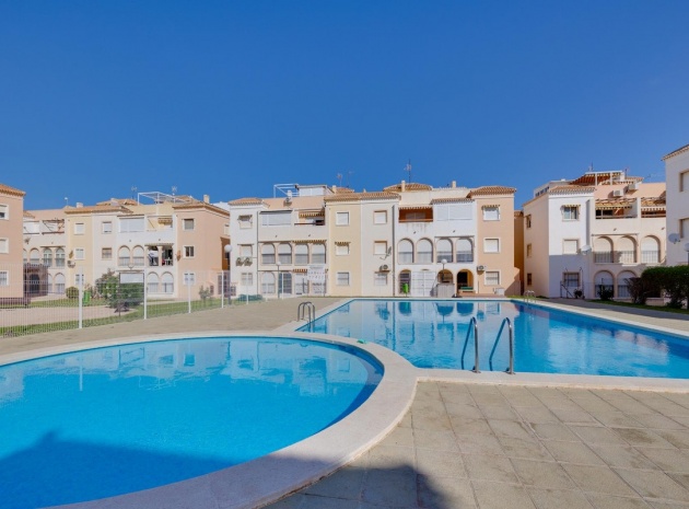 Resale - Apartment - Torrevieja - Torrevieja Centro