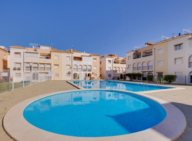 Resale - Apartment - Torrevieja - Torrevieja Centro