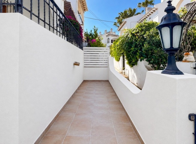 Resale - Townhouse - Torrevieja - Torrevieja Centro